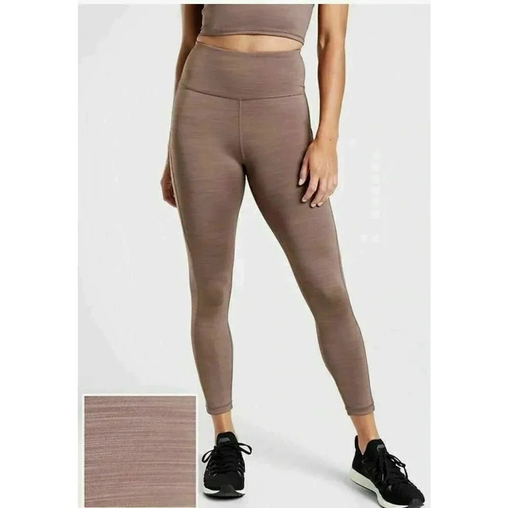 EUC $89 Athleta Ultimate Stash 7/8 Tights - Athleisure Yoga Running Leggings